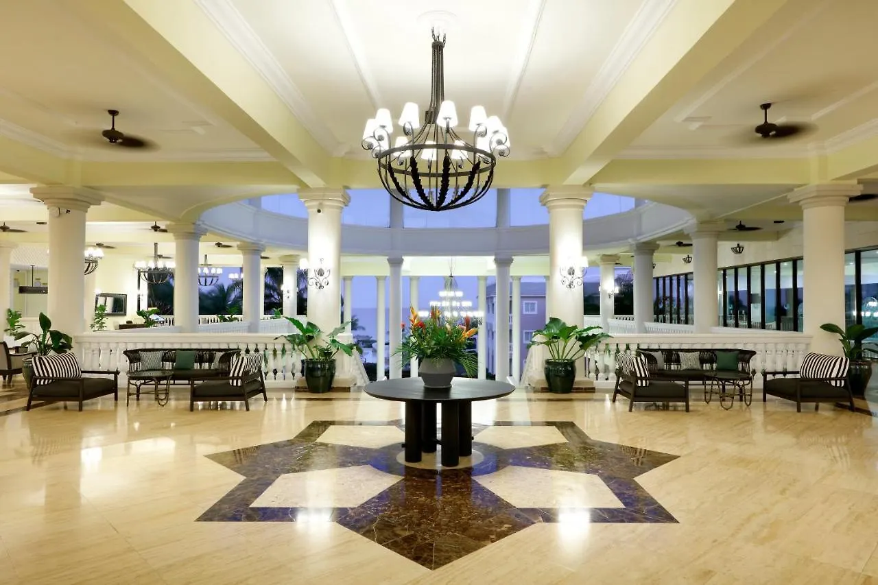 Grand Palladium Jamaica Resort & Spa All Inclusive 루세아 5*,  자메이카